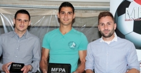 Edward Herrera awarded the MFPA Best Player Award 2012/13