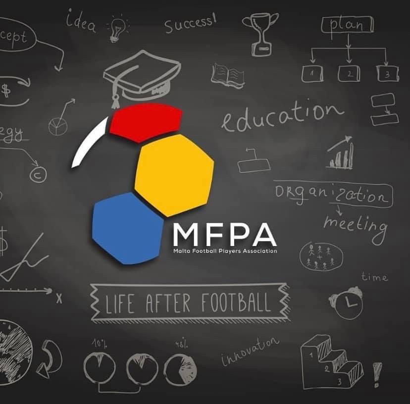 Learning skills in parallel with a football career